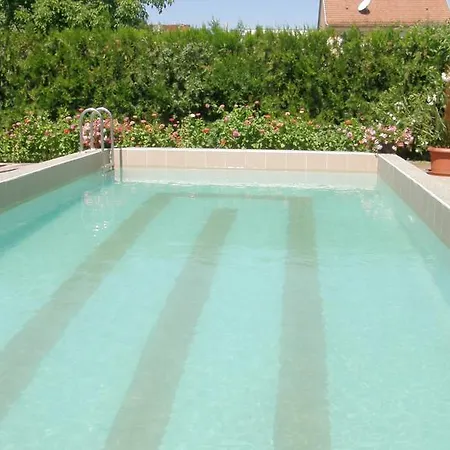 Guest house Marika Vendeghaz 3*