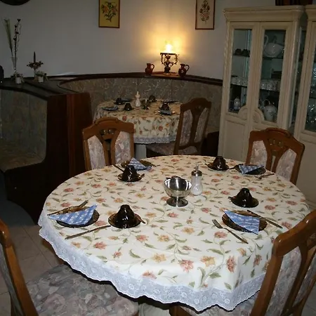 Marika Vendeghaz Guest house 3*